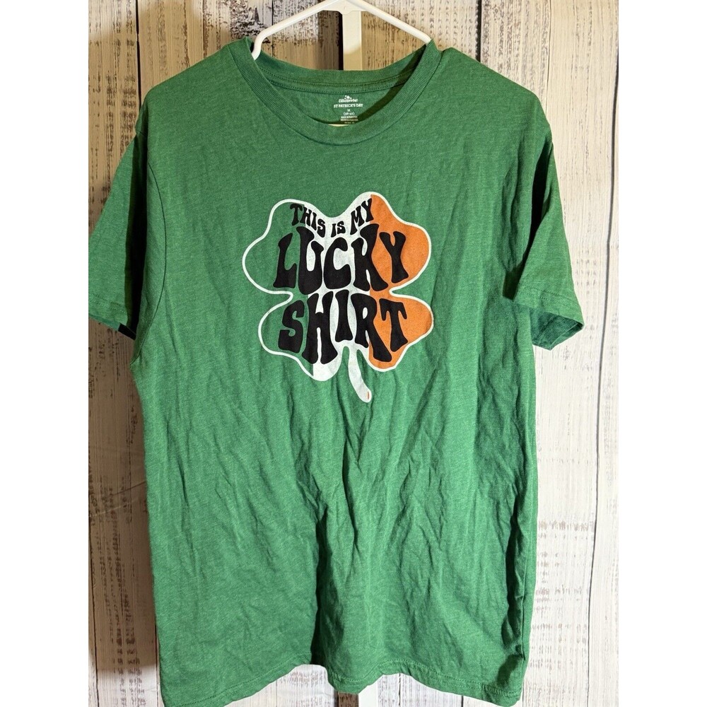 St Patrick’s Day This Is My Luck Shirt Size Medium 38-40 Green